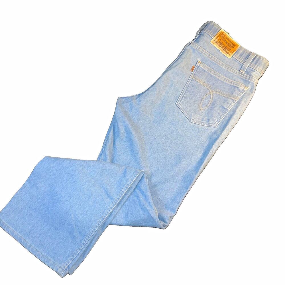 Vintage Levi’s Action Jeans Men’s Straight Regular Fit Light Wash Denim